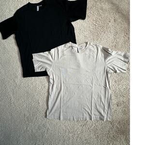 H&M oversize t-shirt bundle (tan and black) size XS